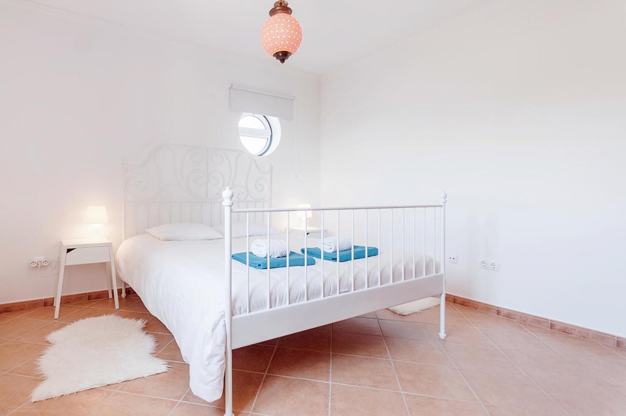 Apartment Praia Da Arrifana! Aljezur Dış mekan fotoğraf